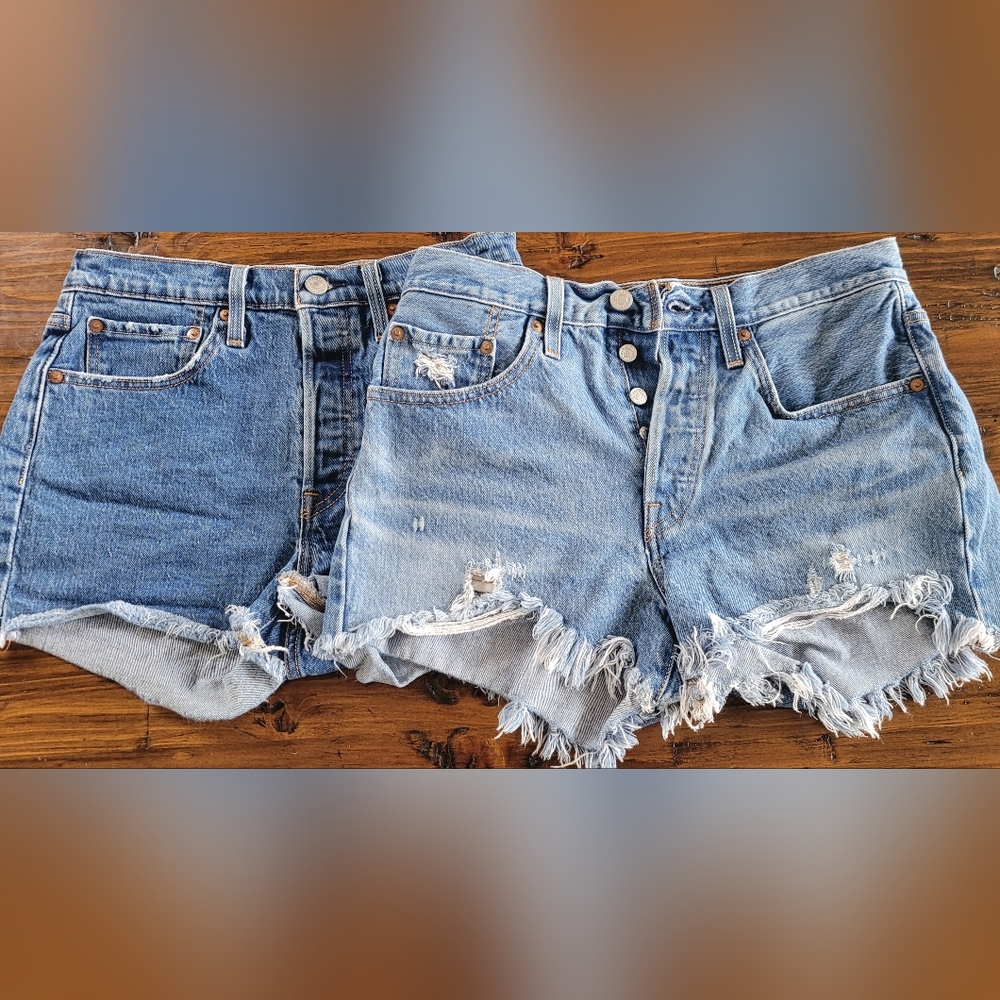 LEVI'S  Bundle, Distressed Denim Women Shorts